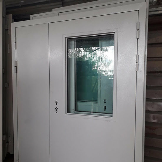 Противопожарная дверь 1-го типа эвакуационная полуторная остекленная — фото 19