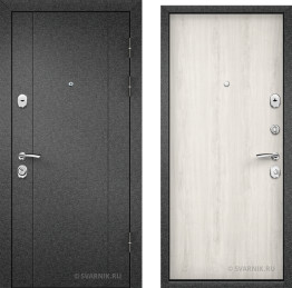 Дверь правая на дачу черная-белая